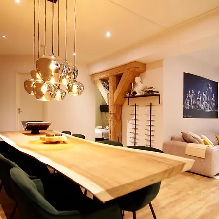 Stunning 2 Bedroom Apt. Heart Of The City! Appartement