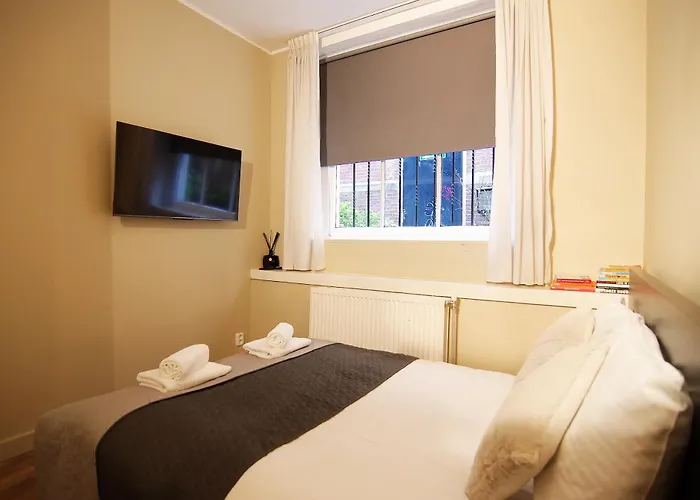 Stunning 2 Bedroom Apt. Heart Of The City! Amsterdam